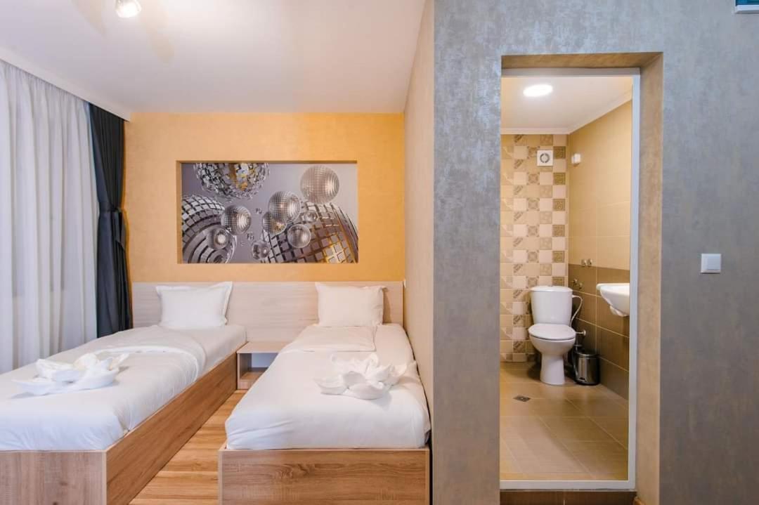 Пиргуля Hotel Miladinowzi Екстериор снимка